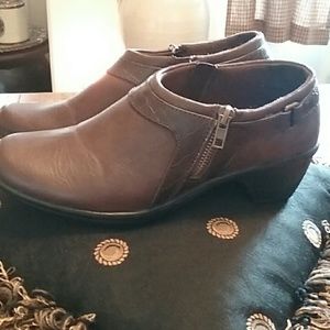 Easy Street bootie